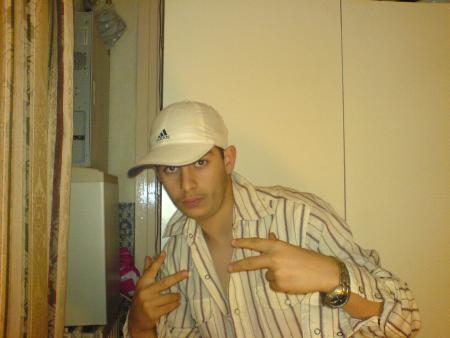 mon ami  il vivre a holanda